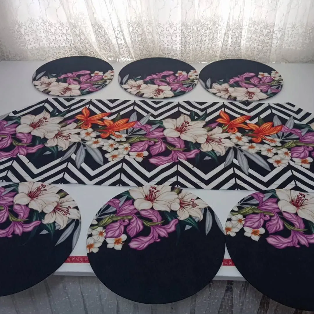 Pembe Çiçek ve Çizgi Desenli Lüks Supla ve Runner Takımı